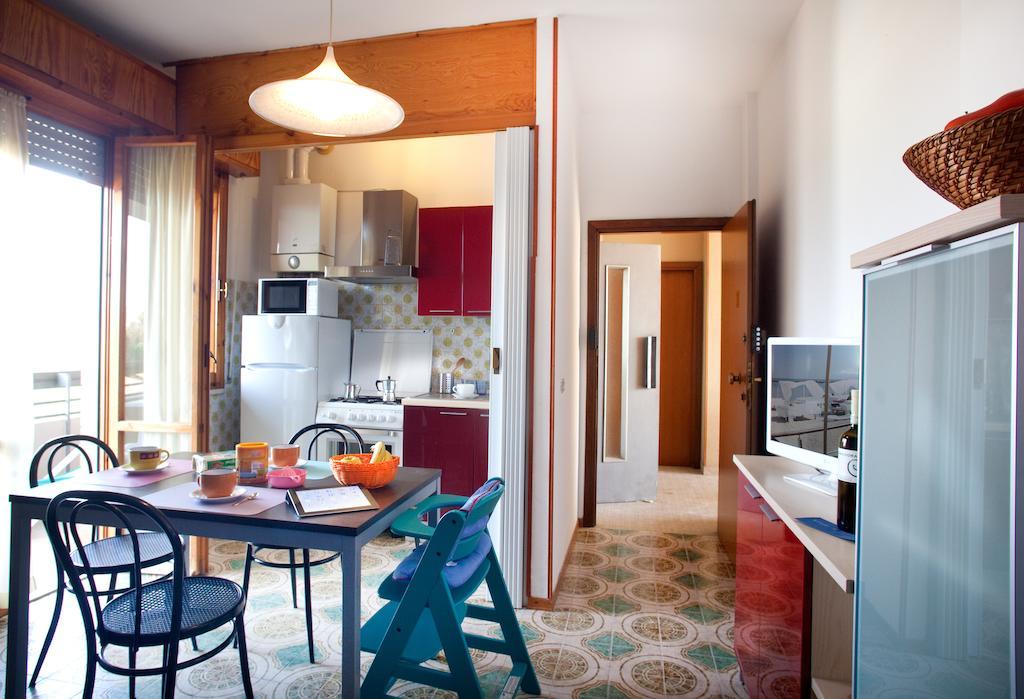 Residence Holiday Bellaria-Igea Marina Habitación foto
