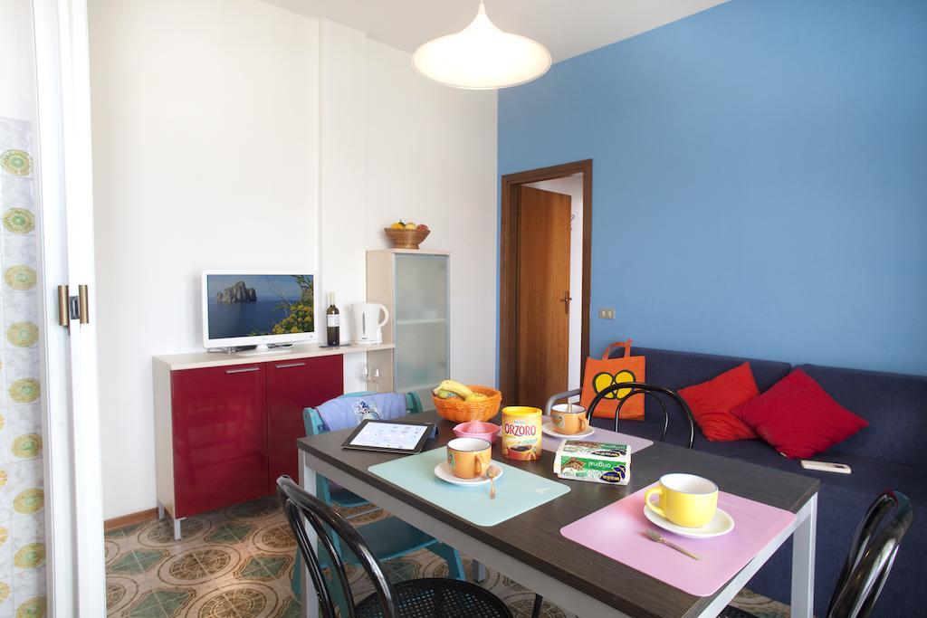 Residence Holiday Bellaria-Igea Marina Habitación foto